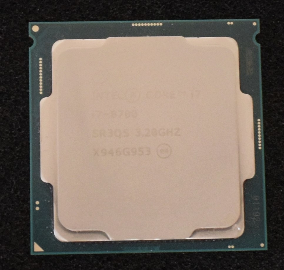 Intel Core I7 8700 ES QN8H 2.9GHz 6Core 65W HD630 Socket 【中古