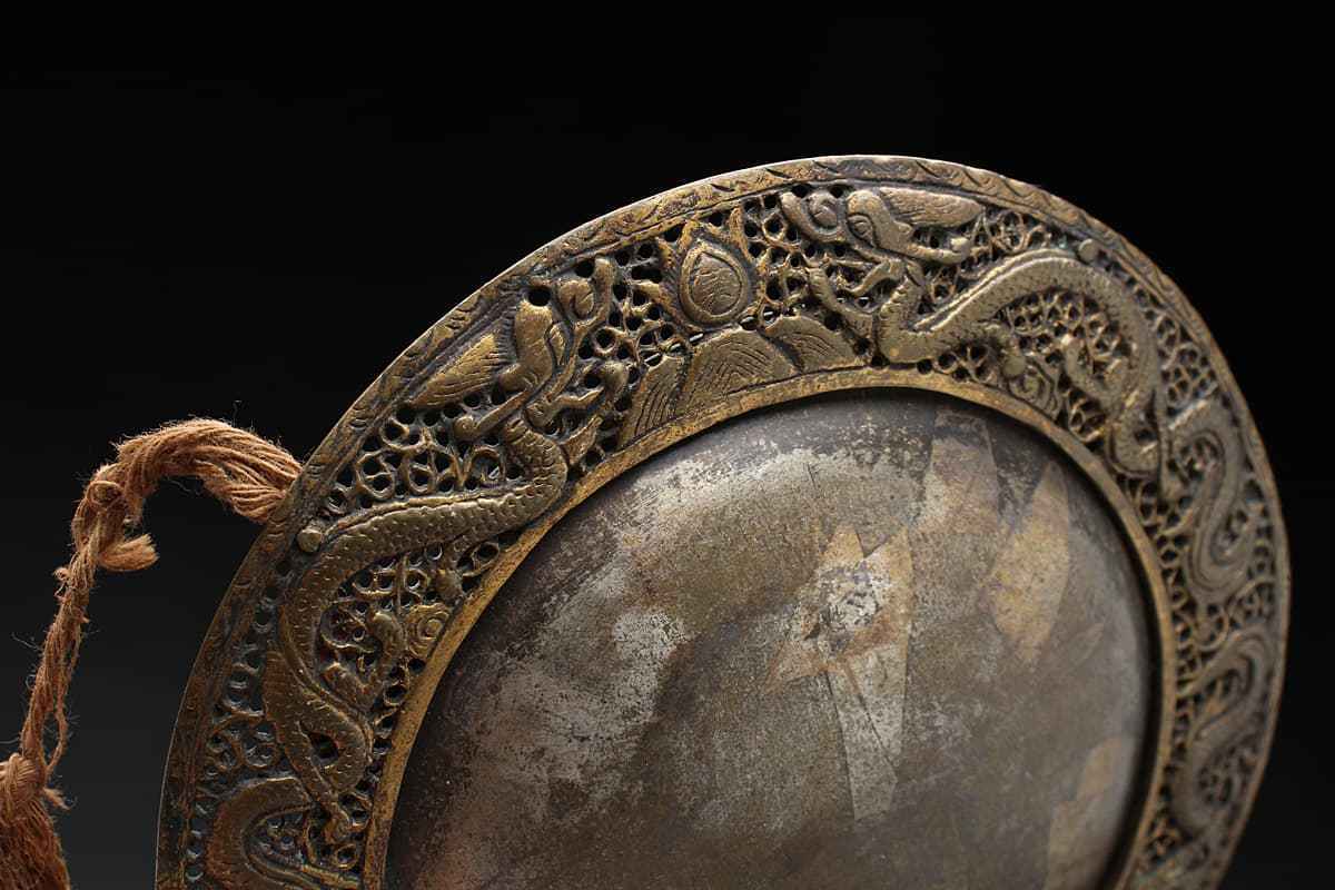HT845 時代物 銅製 細密彫刻 鏤空双龍珠戯圖挂件 外径13cm 重116g・銅