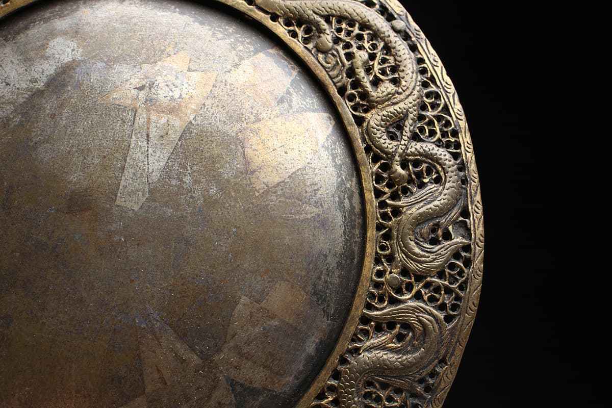 HT845 時代物 銅製 細密彫刻 鏤空双龍珠戯圖挂件 外径13cm 重116g・銅