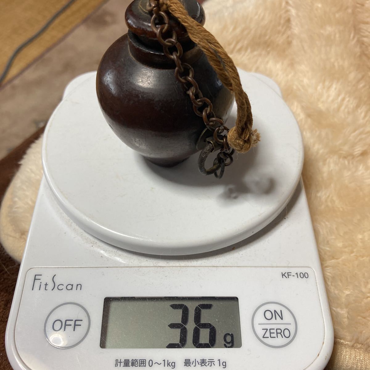 古玩 根付 蔵出し鉄砲の火薬入れ 木製壺型