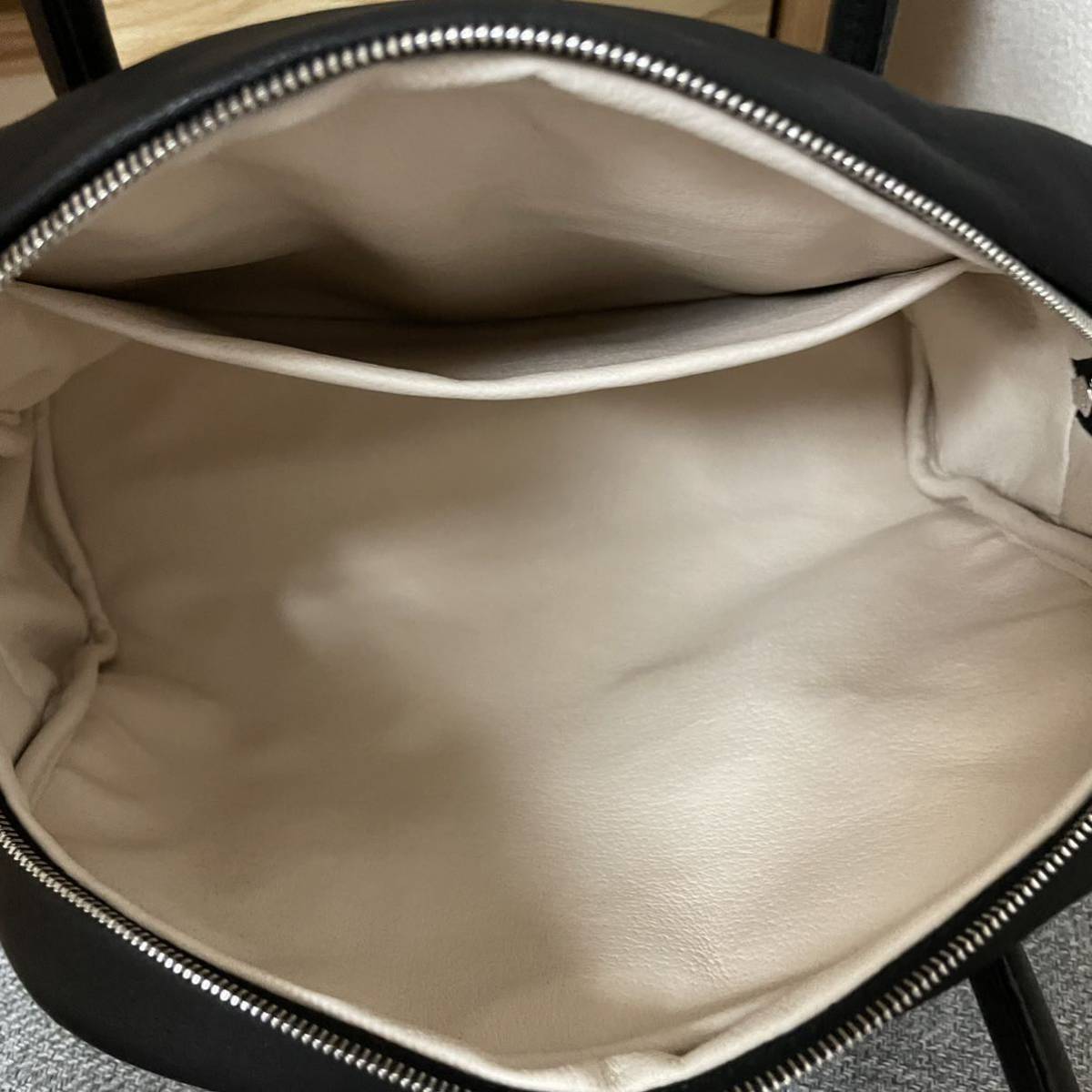 Aeta Boston S ブラック〈アエタ〉レザーミニボストンバッグ スモール 