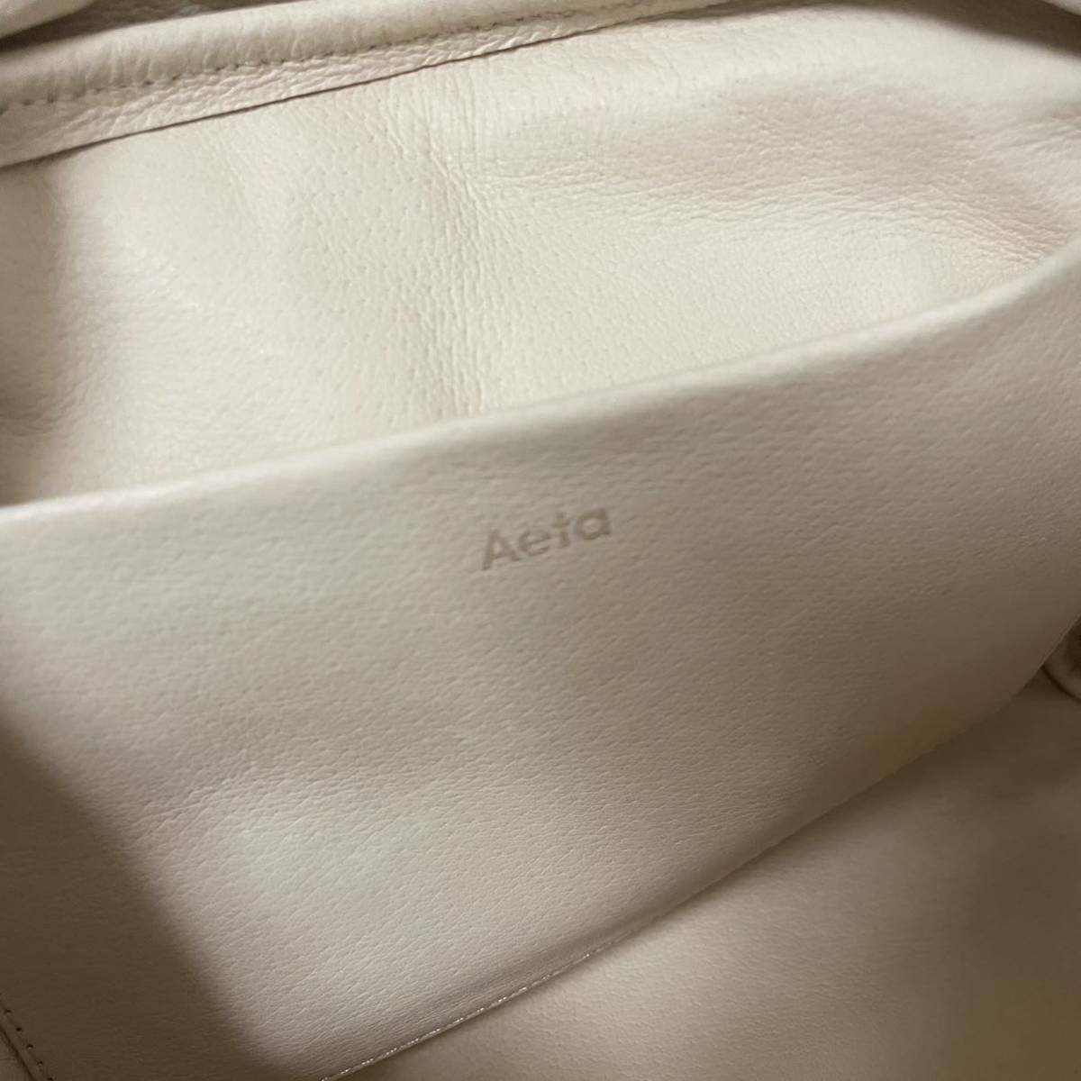 Aeta Boston S ブラック〈アエタ〉レザーミニボストンバッグ スモール 