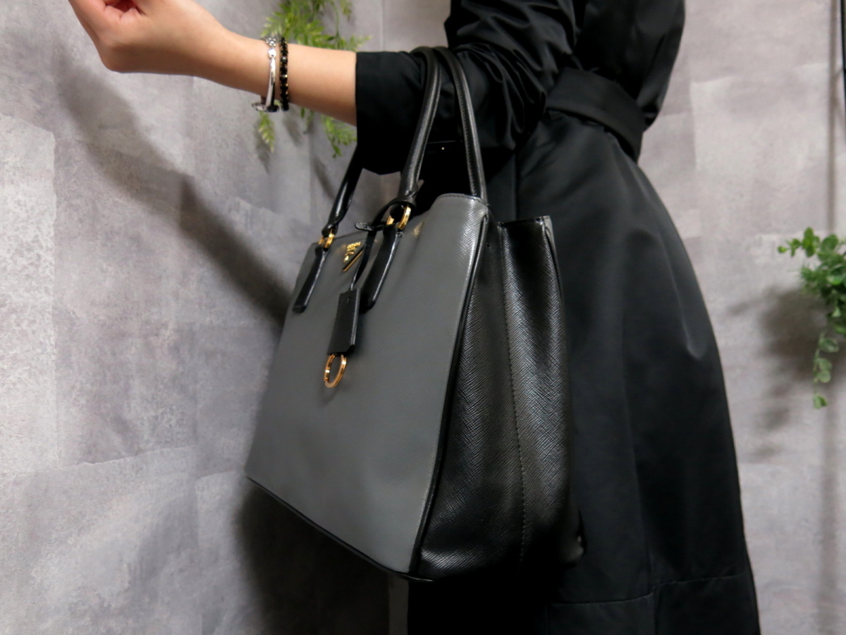 ガレリア プラダ サフィアーノレザー PRADA ブラック BN1874の買取 