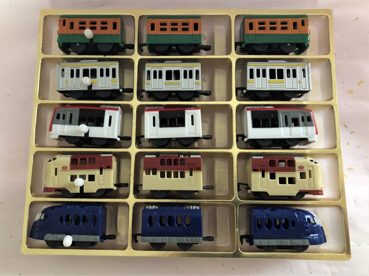少々難あり、詳細必読】カプセルプラレール(ゼンマイ車・中間車・後尾 