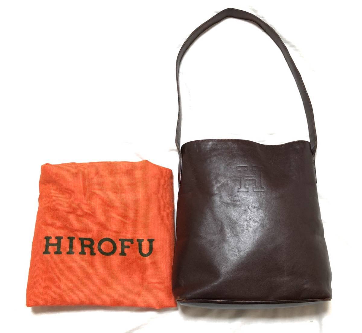 イタリア製 ヒロフ HIROFU 上質 レザー Hロゴ ショルダーバッグ 