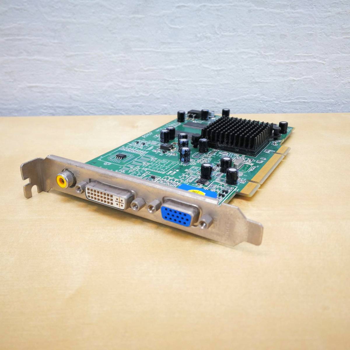Powercolor Rv6p グラフィックボード PowerColor RV6P ATI Radeon 7000 64MB 32ビットDDR PCI(PCI)|売買された ...
