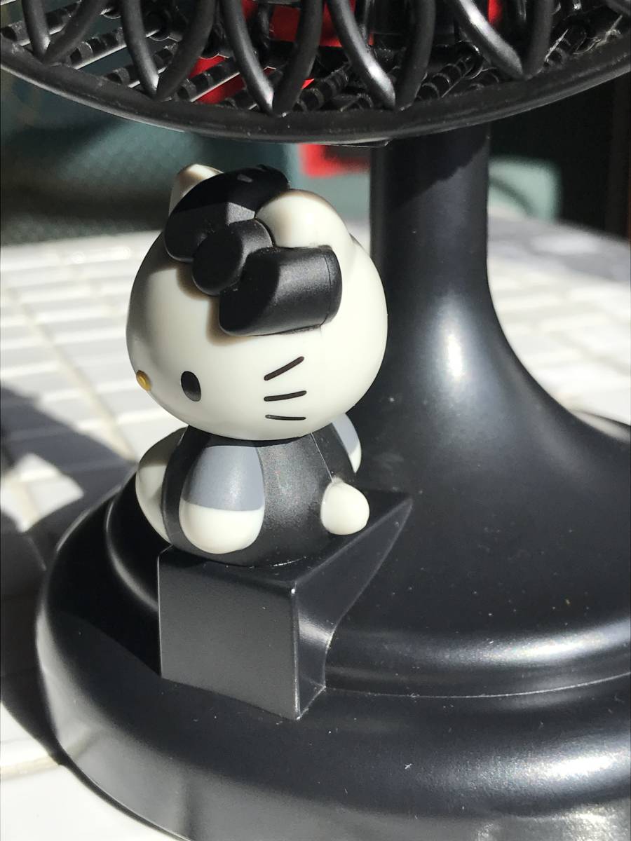 ハローキティ レトロ扇風機 ブラック 動作品 サンリオ キティちゃん