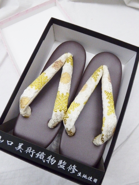  着物通オク夜 お洒落 特選 草履 単品 山口美術織物 1(L寸)｜売買されたオークション情報、yahooの商品情報をアーカイブ公開 - オークファン L寸