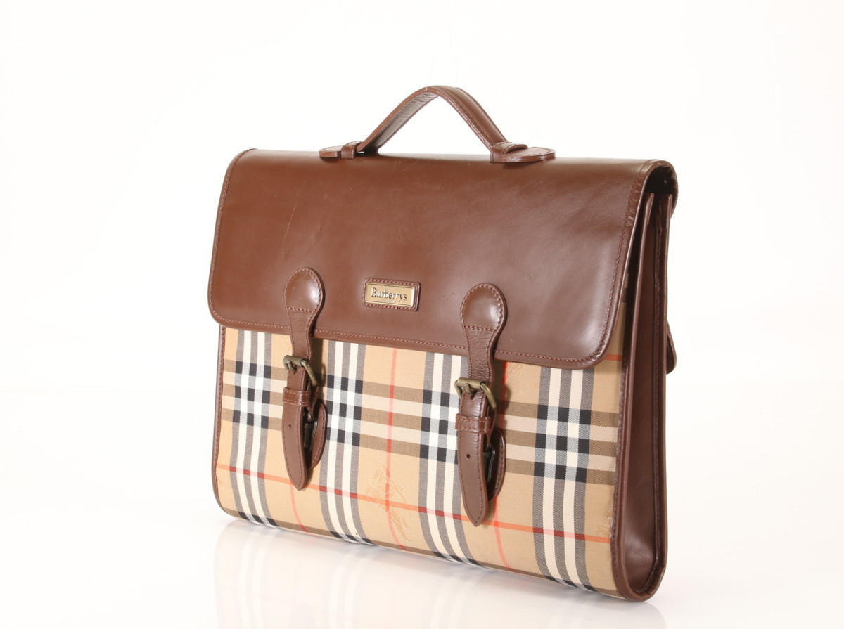 良品】Burberry バーバリー ノバチェック ブリーフケース A4 通勤 良品