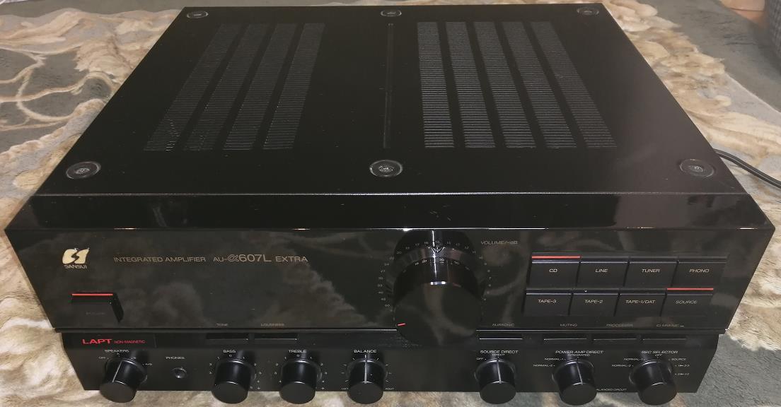 07】SANSUI サンスイ AU-α607 アンプ 中古 現状品 251107A5419