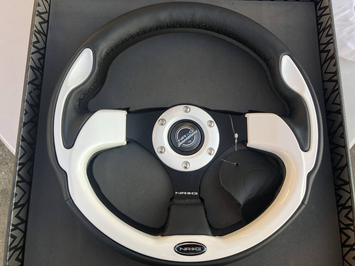 低価，お買い得 NRG 32&Phi;Pilota serise ステアリング 白 usdm jdm stance スポコン ワイスピ 正規輸入品 即納(その他)｜売買されたオークション情報、yahooの商品情報をアーカイブ公開 - オークファン その他