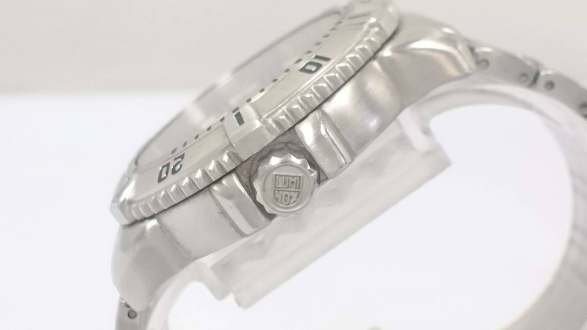 美品】 LUMINOX ルミノックス シリーズ 7250 腕時計/カラーマーク/作動 