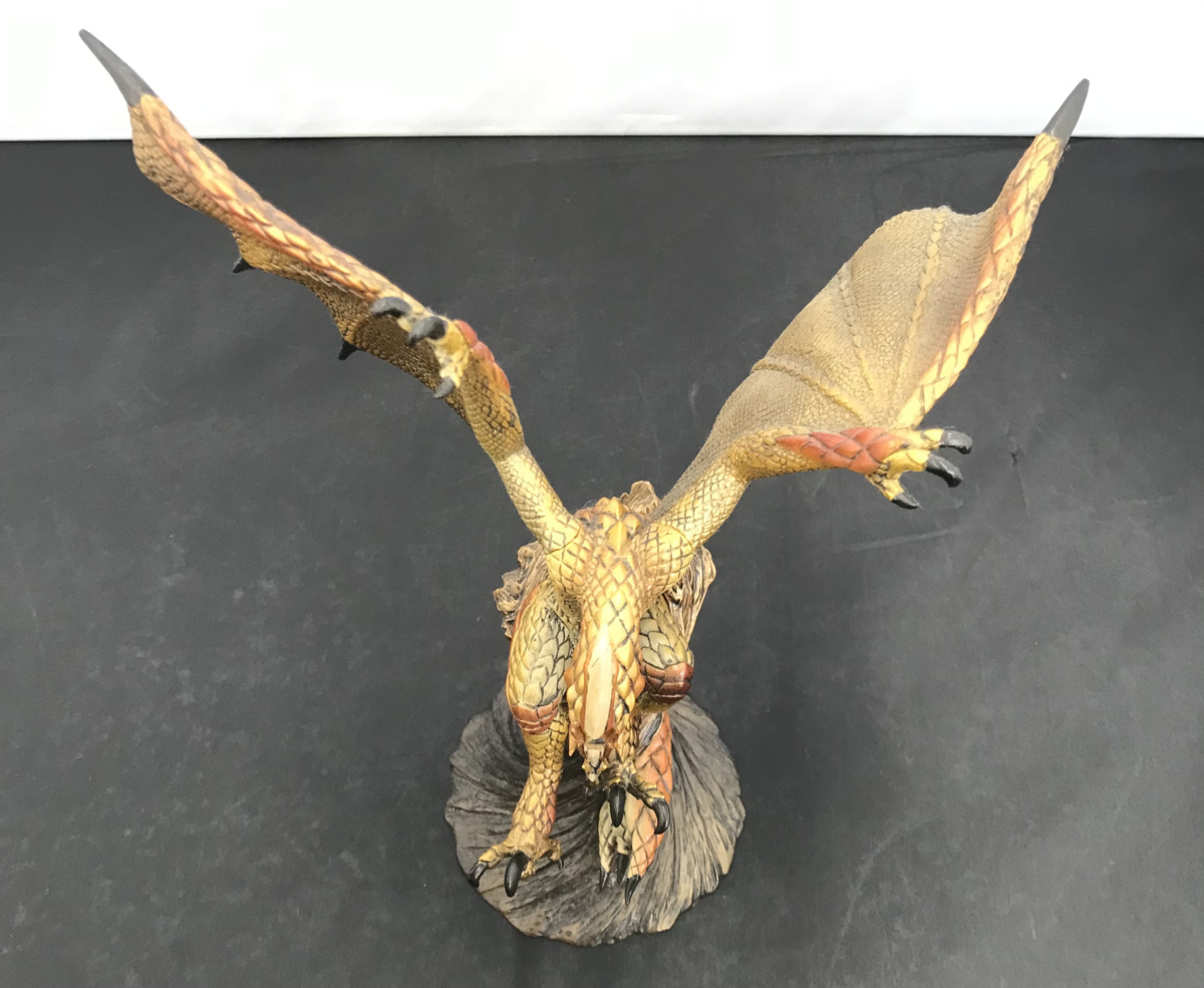 BANPRESTO (バンプレスト) 一番くじ モンスターハンター4G A賞