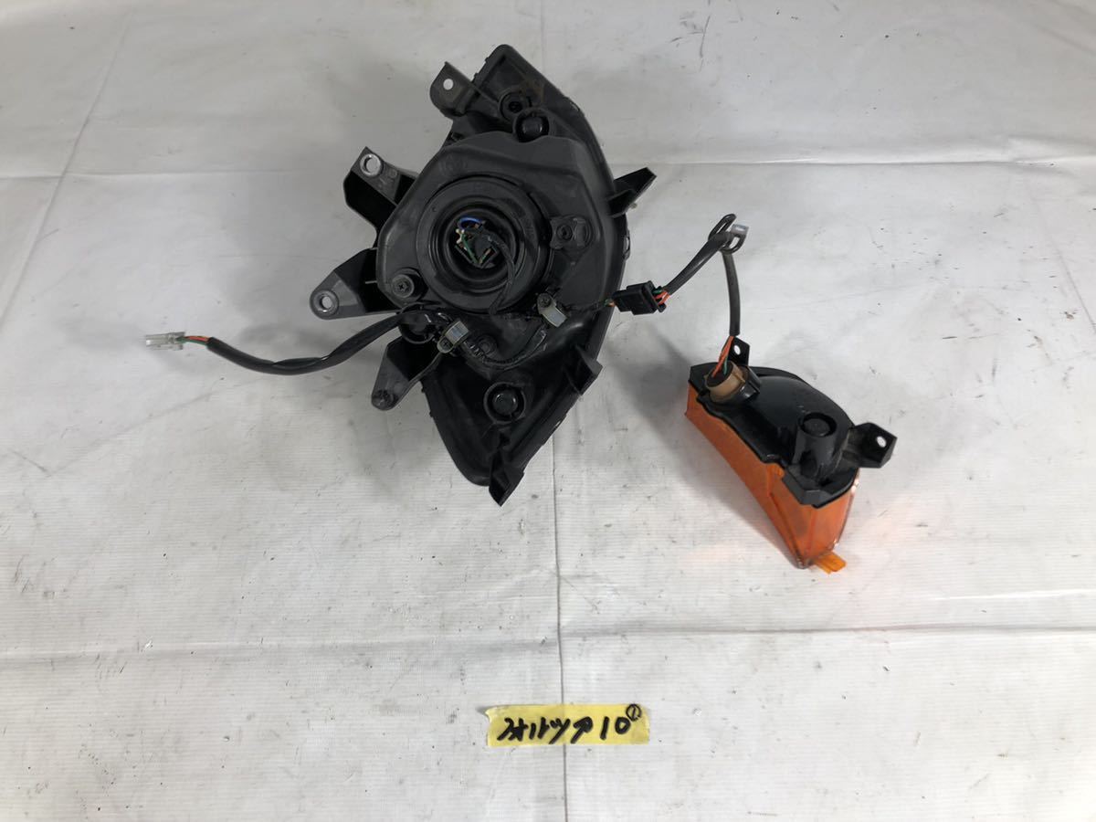 中古・純正】ホンダ フォルツァ MF10 ヘッドライト & ウィンカー