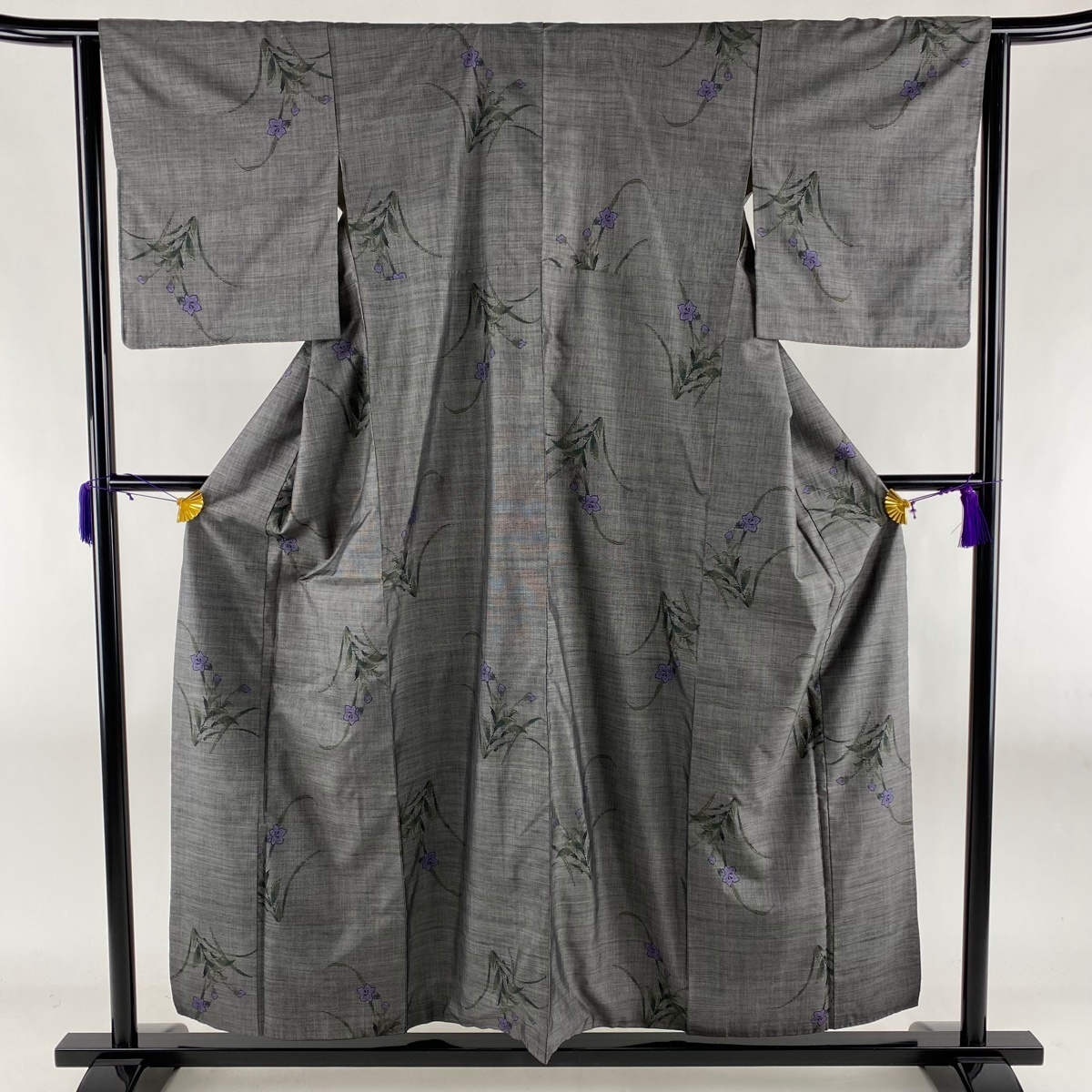 紬 美品 秀品 草花 黒灰 袷 155.5cm 64cm M 正絹 【中古】 ☆