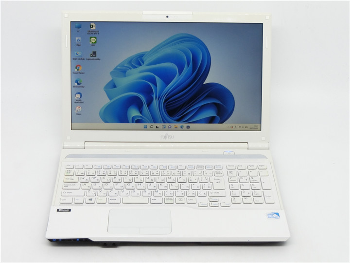 【新作入荷，定番人気】 カメラ内蔵/ /15型/ノートPC/Windows11/ SSD256/8GB/Pentium 2020M /FMV AH42/K 無線マウス MS office2021搭載(15インチ～)｜売買されたオークション情報、yahooの商品情報をアーカイブ公開 - オークファン 富士通
