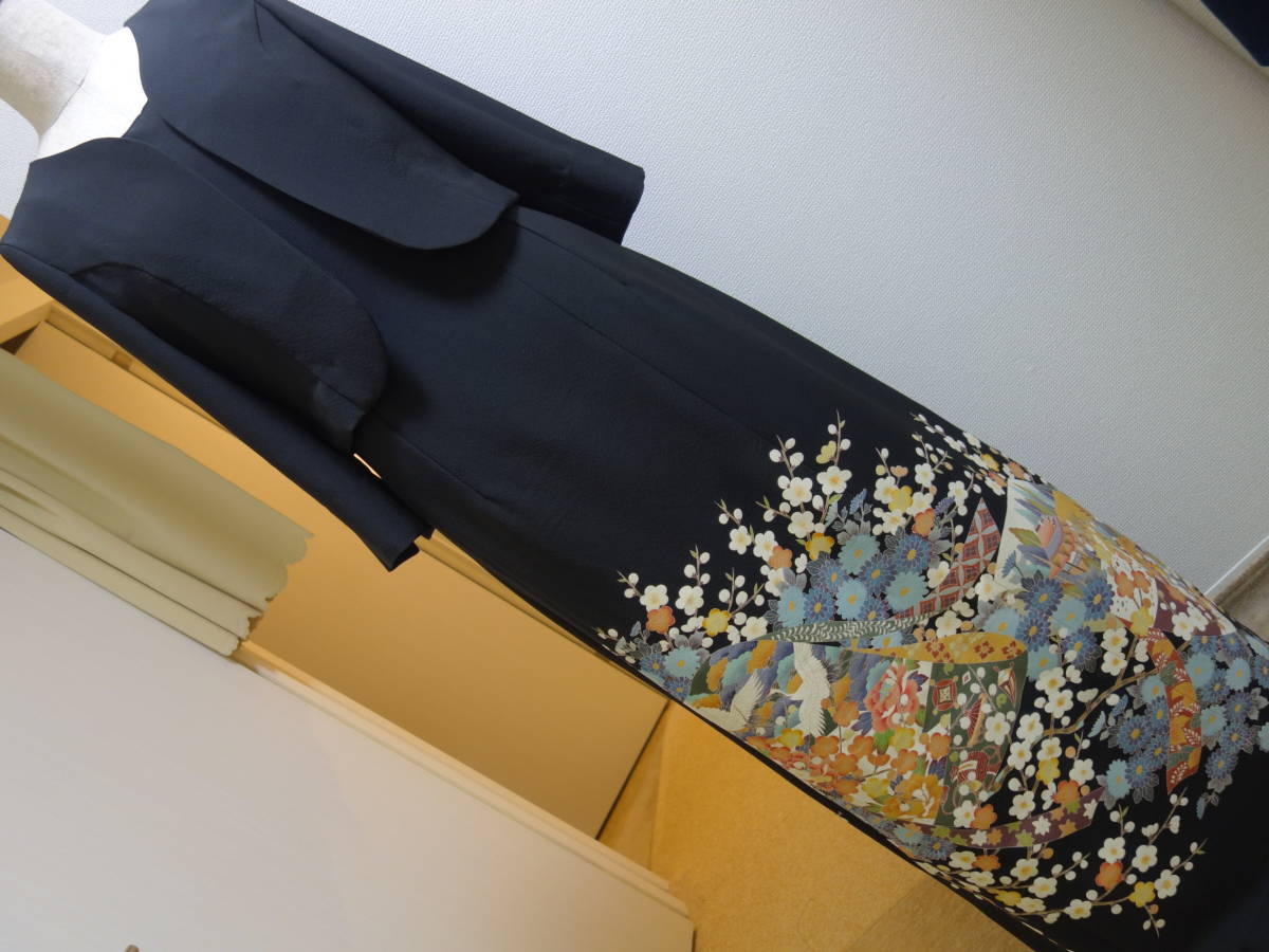  着物リメイク 未仕立ての黒留袖からドレスとジャケット 豪華 11号(スーツ、アンサンブル)｜売買されたオークション情報、yahooの商品情報をアーカイブ公開 - オークファン スーツ、アンサンブル