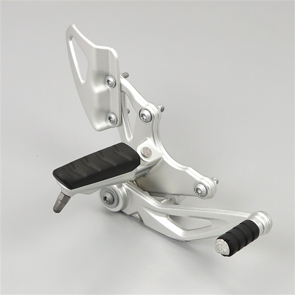 ♪BMW/R nineT 純正 右側 メインステップ (B0228A06)RナインT/R9T(BMW 