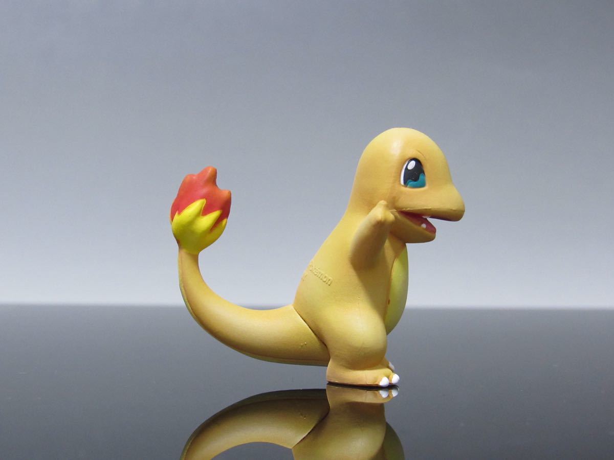 ヒトカゲ モンコレ 旅立ちの３匹 ポケモン 色違い ペイント リペイント ヒトカゲ モンコレ 旅立ちの3匹 ポケモン 色違い ペイント リペイント