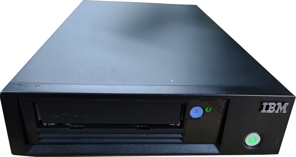 IBM System Storage TS2260 外付け型 LTO6 テープ装置 SAS接続 P/N 46C3297 TYPE 3580