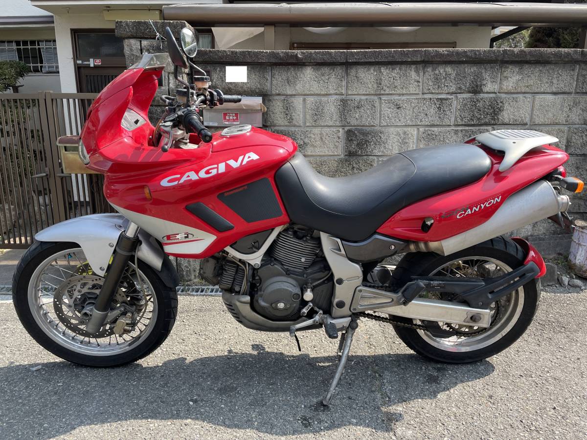 希少 Cagiva ガジバ グランキャニオン９００ 空冷 書類 鍵付き レストアベース車 Www Amrapalihotel Com