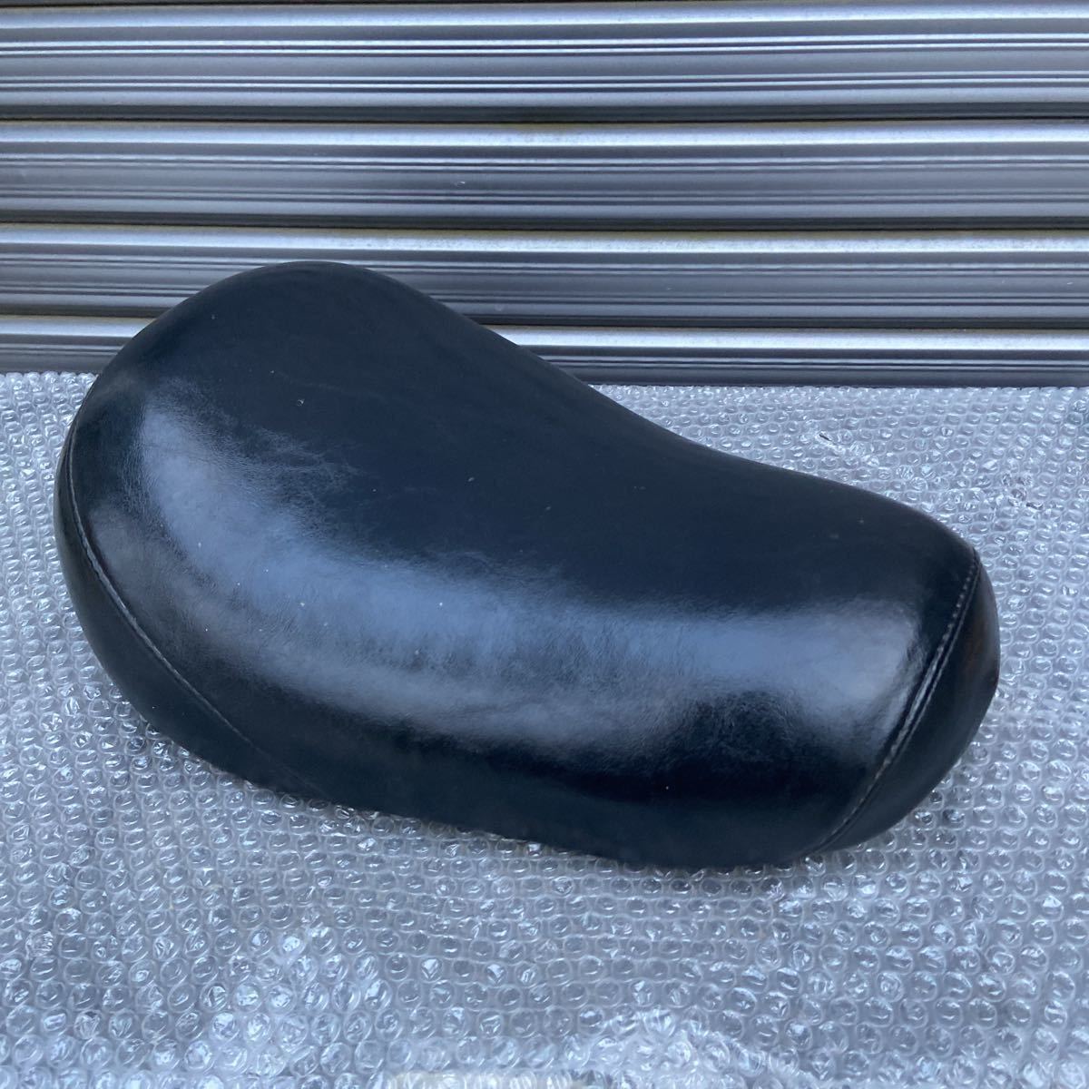 希少 2003年 そら豆シート スポーツスター 純正 03 xl883 xlh883 
