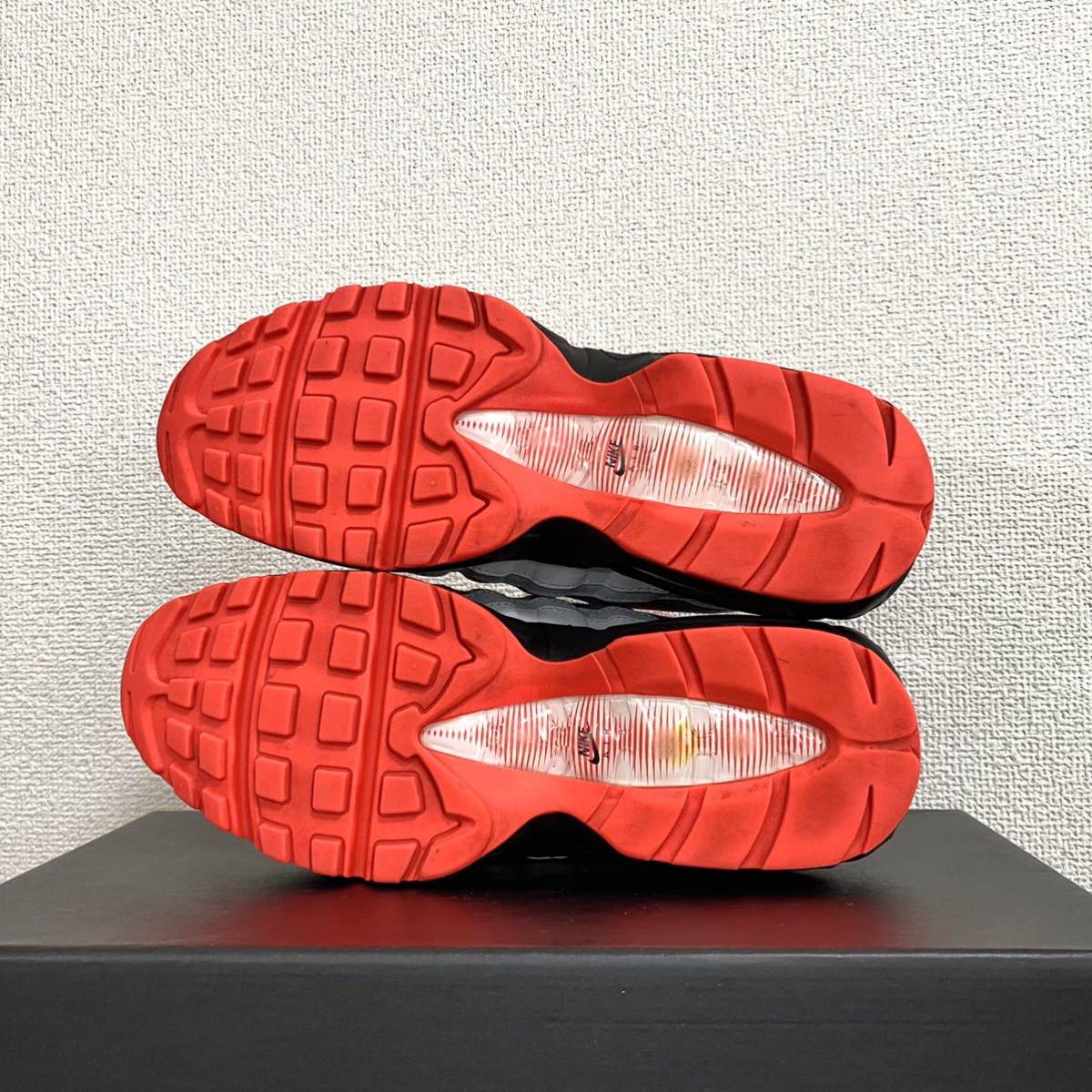 美品 日本未発売 NIKE AIR MAX 95 26cm エッセンシャル コメット 
