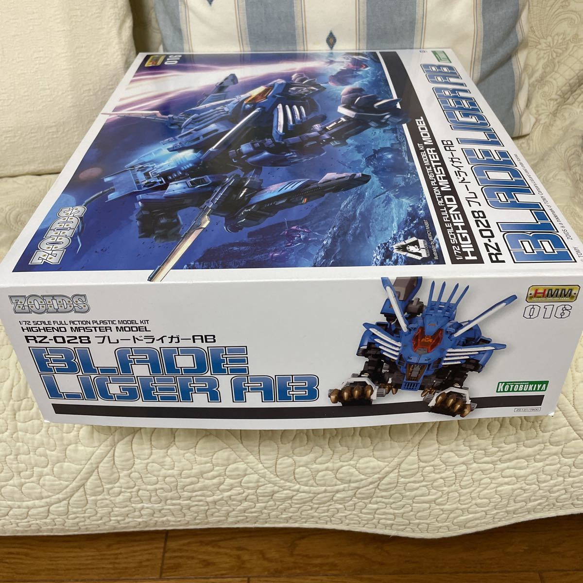 コトブキヤ ZOIDS HMM 016 RZ-028 ブレードライガーAB 1/72 スケール