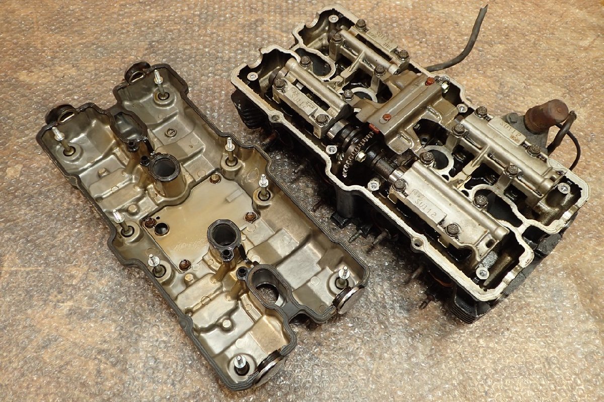 送料Lサイズ】HONDA NC39-1006** CB400SF VTEC シリンダーヘッド