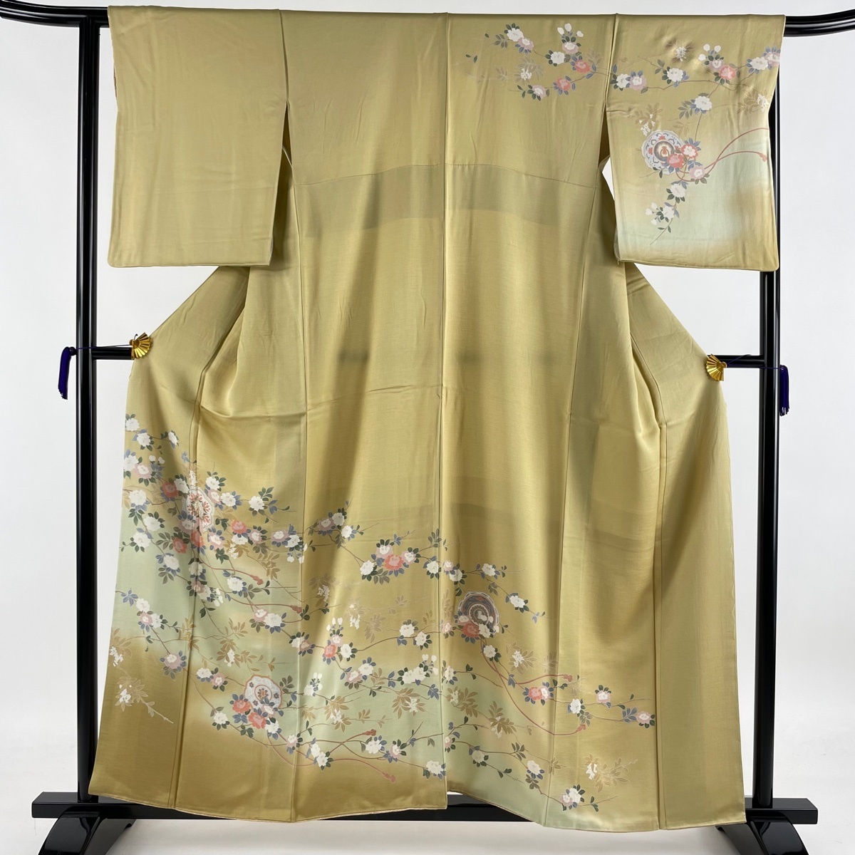 大人気，品質保証 訪問着 秀品 鏡裏文 枝花 金彩 染め分け 茶緑色 袷 157cm 64cm M 正絹(仕立て上がり)｜売買されたオークション情報、yahooの商品情報をアーカイブ公開 - オークファン 仕立て上がり