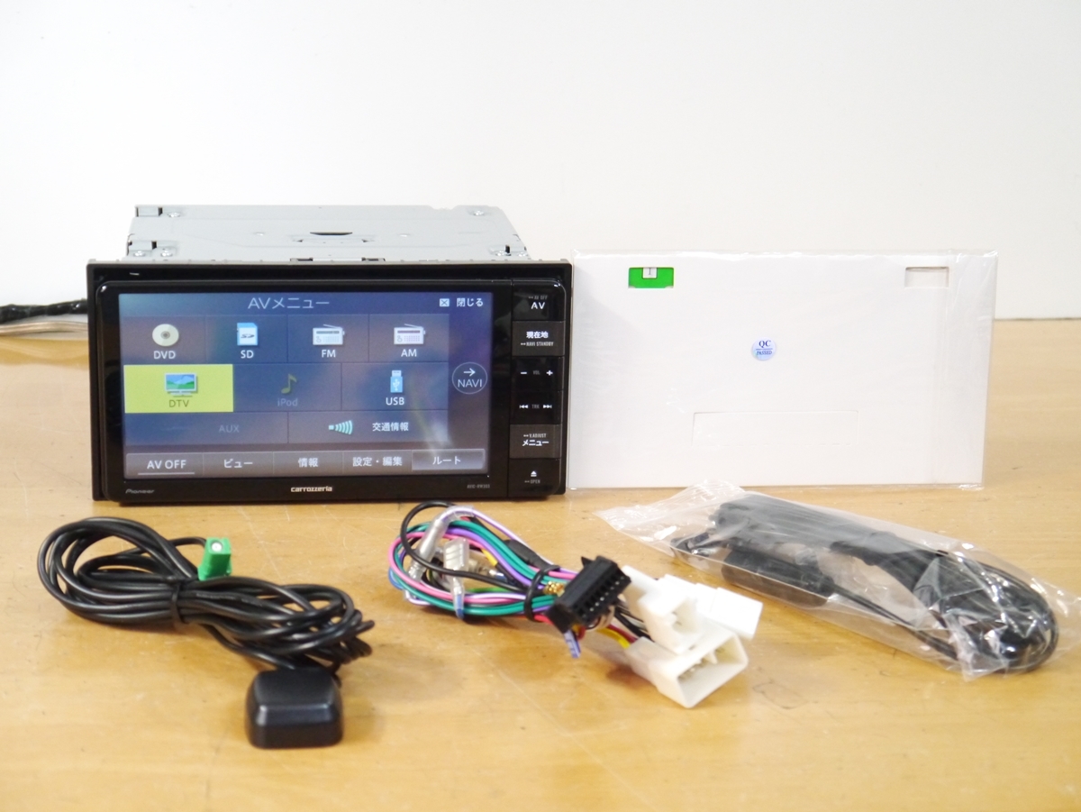 最新地図楽ナビAVIC-RW303中古200mm7V型ワンセグTV最新オービス AVIC