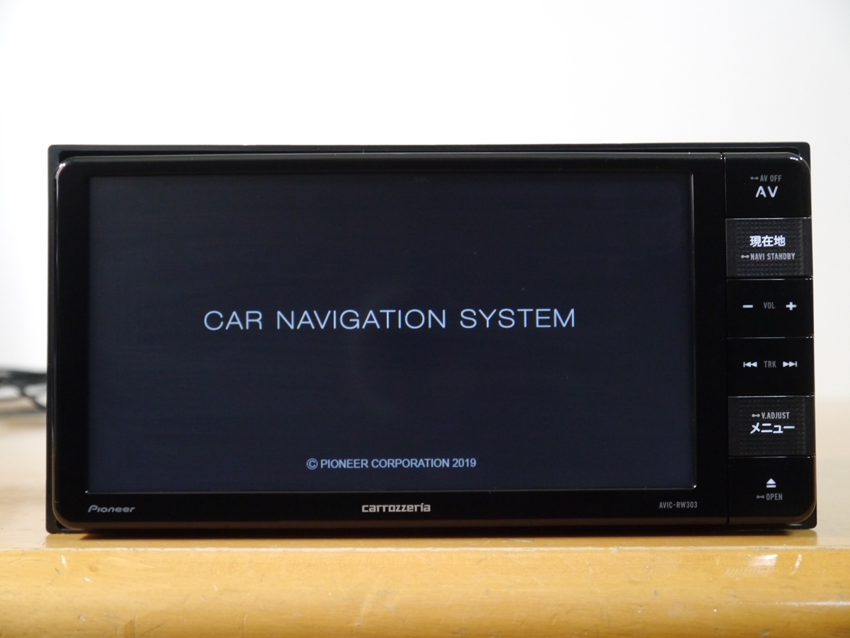 最新地図楽ナビAVIC-RW303中古200mm7V型ワンセグTV最新オービス AVIC