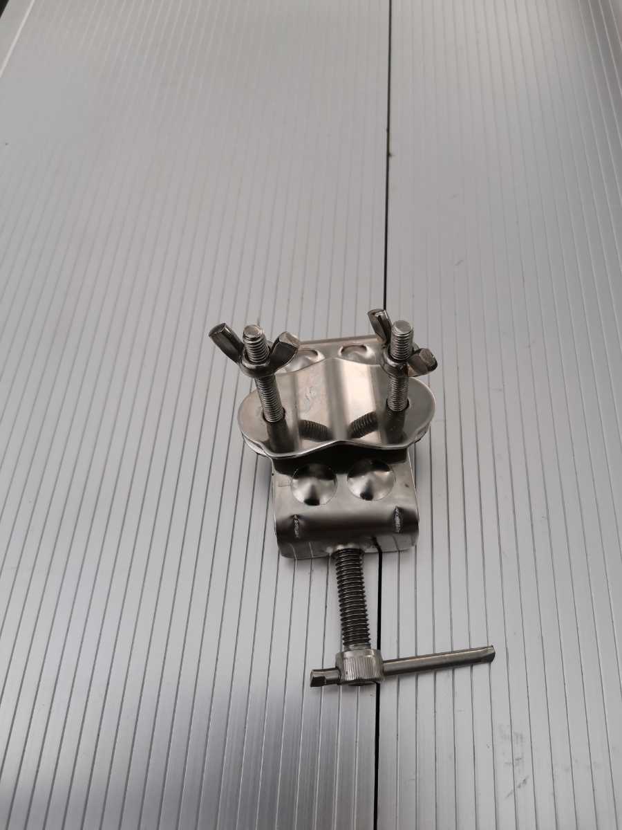 釣楽工房製 へらパラソル取り付けステンレス製金具万力 ジャーパイプ直径25mmま 対応します スーパー銀閣専用 ヘラブナ竿 売買されたオークション情報 Yahooの商品情報をアーカイブ公開 オークファン Aucfan Com