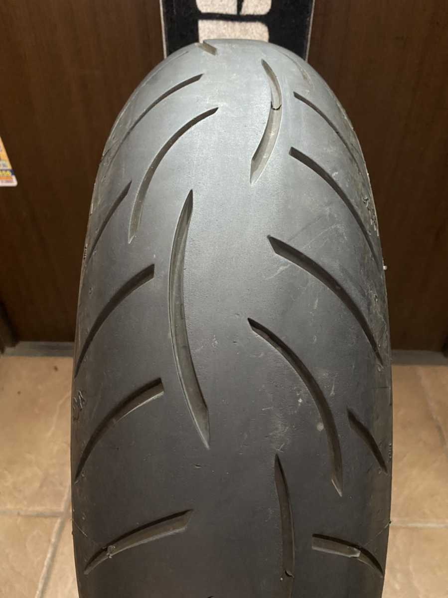 新品 在庫処分 メッツラー ロードテック Z8 160/60ZR17 中古MCタイヤ