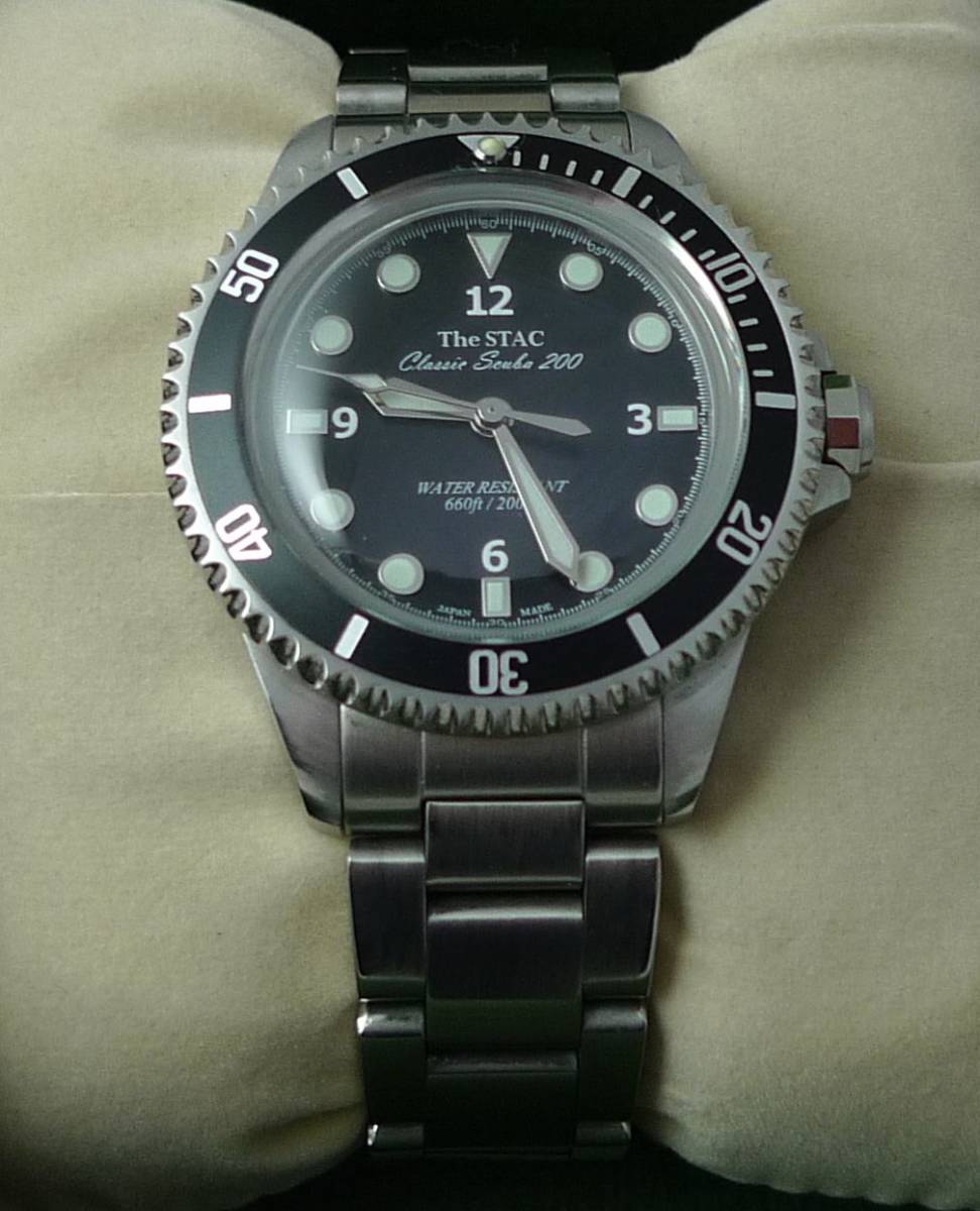 The STAC ダイバーズウォッチ Classic Scuba 200 クラシック