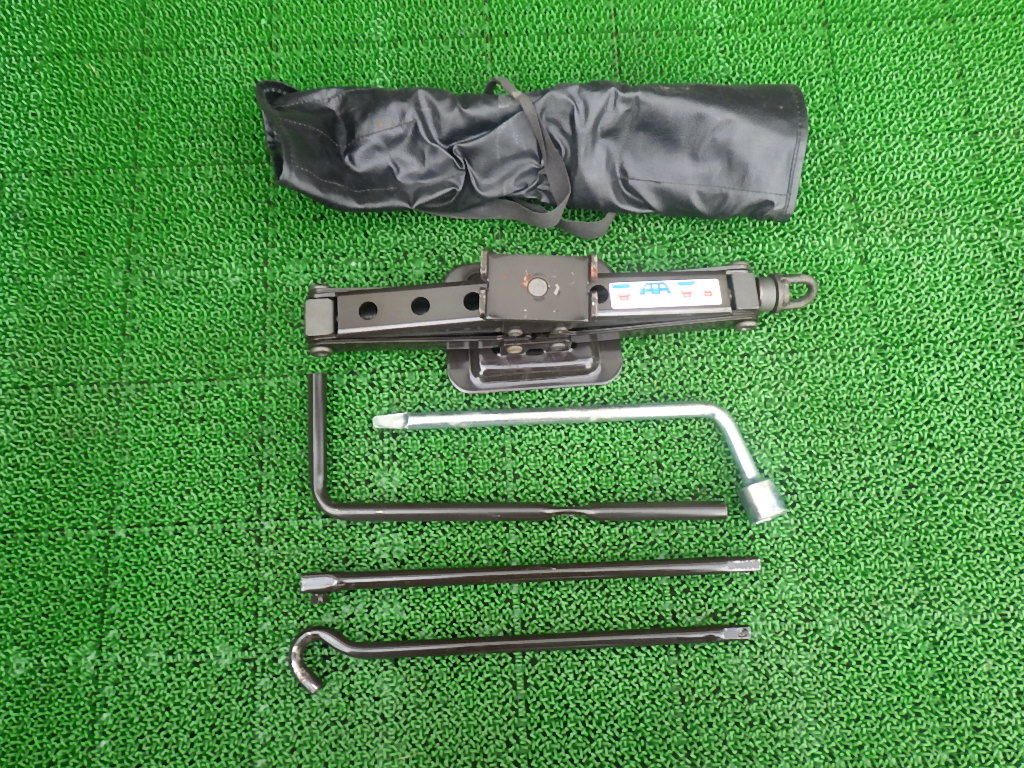 トヨタ ジャッキ 車載工具 タウンエース