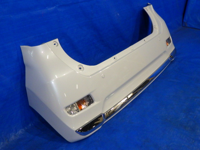 25 キャスト スタイル 純正 LA250S 令和3年 KF-VE4 右 フロント フェンダー 右F W25 キャスト LA250S スタイル 52119-B2E80&frasl;パールホワイト 型式:5BA-LA250S｜キャスト(ダイハツ)の総合情報 キャスト型式：3BA-LA250S（ダイハツ）のクルマカタログ｜中古車