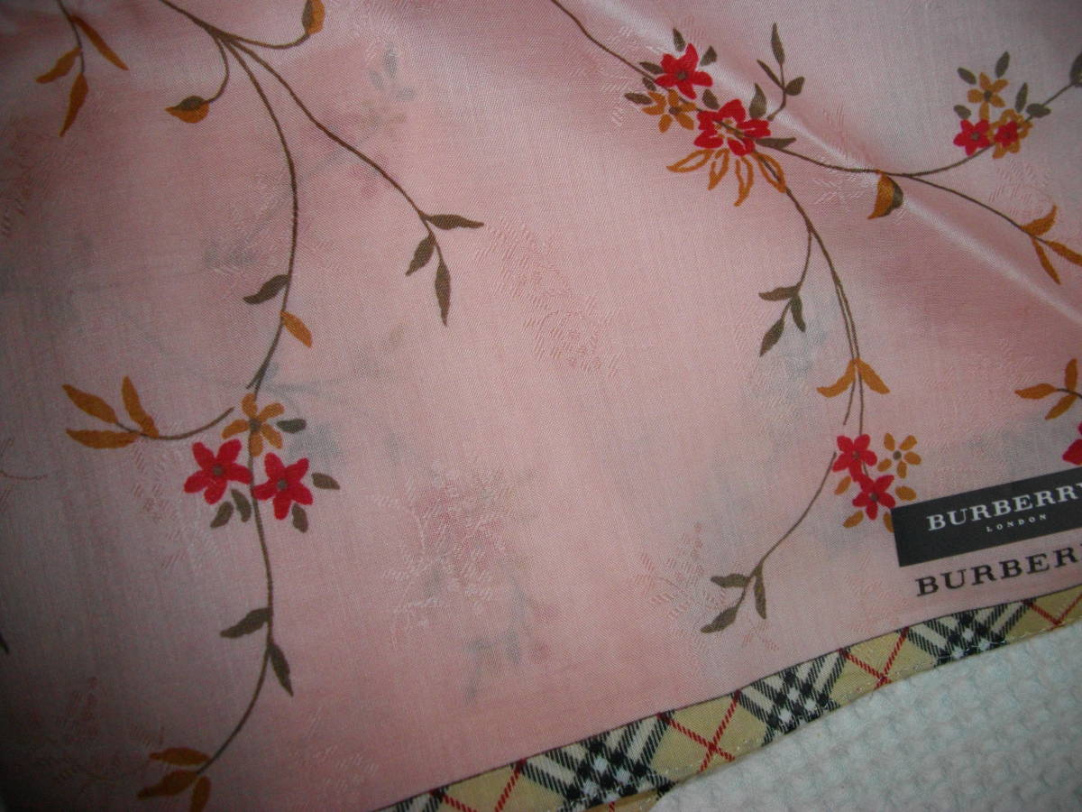 バーバリー ノバチェック ピンク 花柄刺繍 在庫処分 花柄刺繍