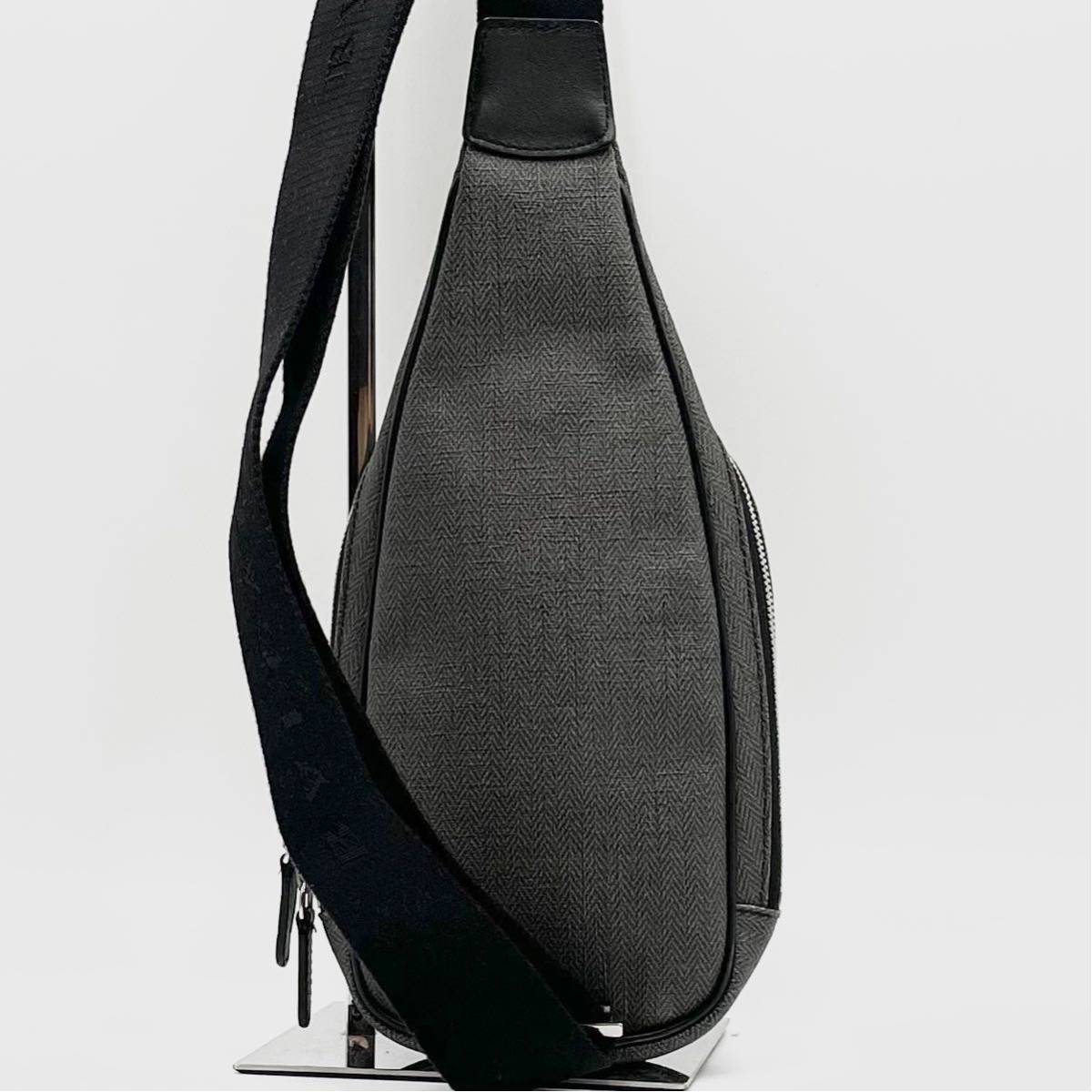 BVLGARI レザーボディバッグ ウィークエンド BVLGARI レザーボディバッグ ウィークエンド BVLGARI ボディバッグ