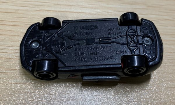 希少 トミカ メルセデスベンツ SLS AMG マットブラックエディション