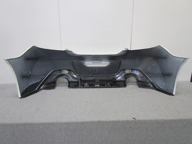 GR86/GRハチロク/BRZ ZN8/ZD8 純正 リアバンパー/リヤバンパー