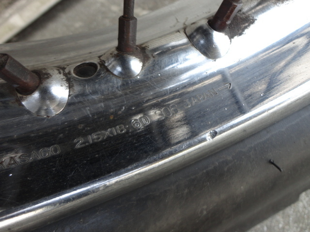 Kz1000 当時物 希少 リアホイール 18インチ アクスル類付き KAWASAKI