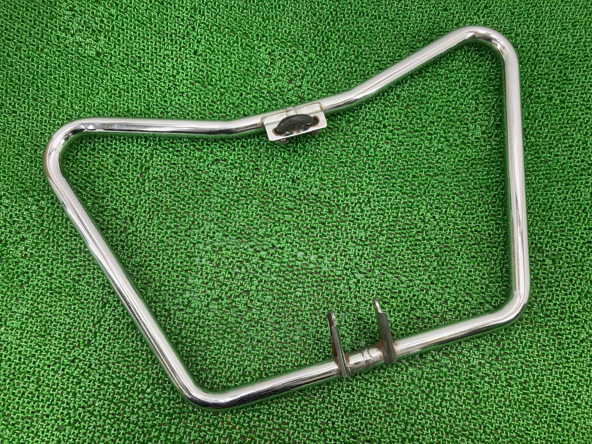 CB125T エンジンガード ホンダ 純正 中古 バイク 部品 JC06 フロントバンパー 修復素材やペイント素材に 曲がり無し 品薄 希少品 ホンダ エンジンガード CB125T ホンダ(純正) ★No.2181★ CB125T(JC06)に適合する