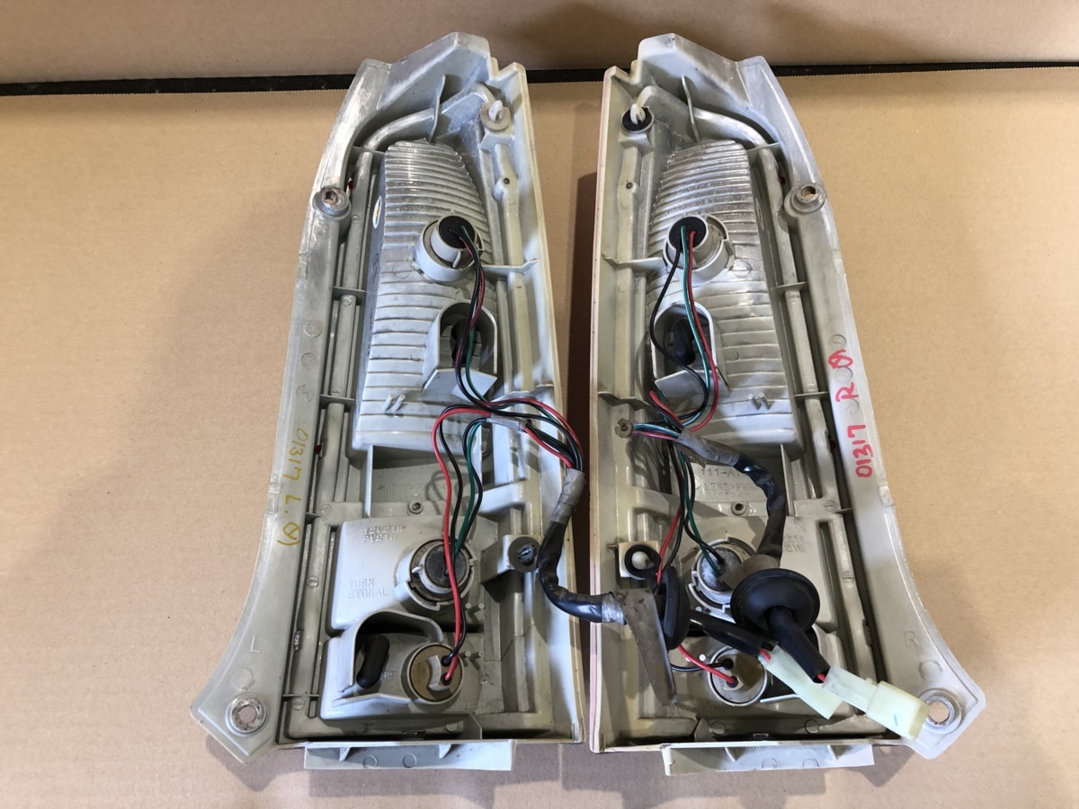 ワゴンR TA-MC22S LED テールライト コンビ 左右セット 中古01317.1
