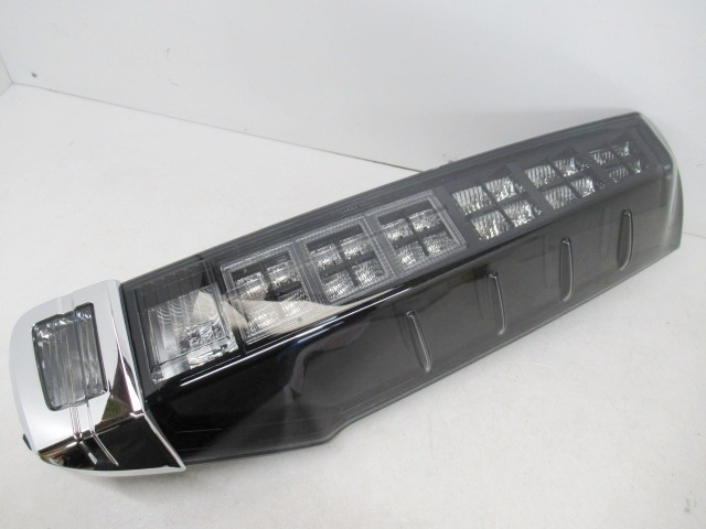 ヴォクシー トヨタ 右 前期 純正 80系 LED ZRR80 ヘッドライト 後期 