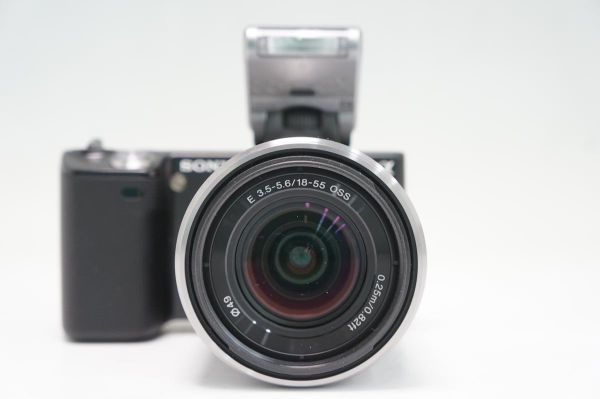 SONY ミラーレス デジタル一眼カメラ α NEX-5 レンズキット(18-55mm) 000W021 SONY α NEX-5 レンズ:SEL16F28 (ソニー) 品