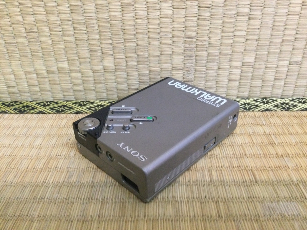 ☆ SONY ソニー　WM-2 WALKMAN ウォークマン　ポータブル　カセットプレーヤー　ジャンク☆ WM-2 SONY WALKMAN Design Gallery WM