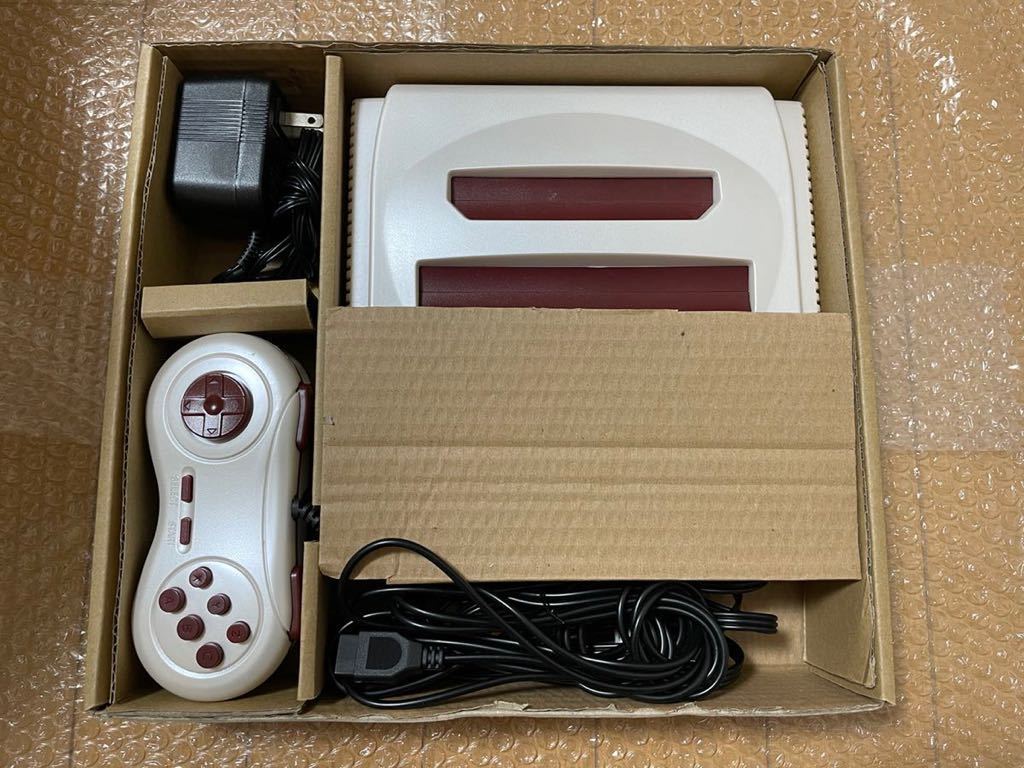 COMBO FC | HDMI (FC&frasl;SFC互換機) エフシー エフシーコンボHDMIFC コンボ その他のゲーム機種本体全般 FC&frasl;SFC互換機 (エフシーコンボ) コロンバスサークル : その他の 互換機 SFC互換機ファミコン