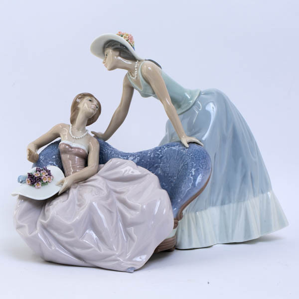 LLADRO リヤドロ 花の帽子の女性二人 フィギュリン 陶器 置物 人形