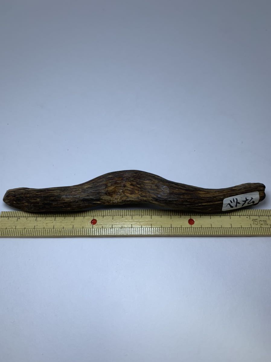 旧家蔵出し】極品沈香 ベトナム産 9.857g 香木 樹脂分の多い沈香